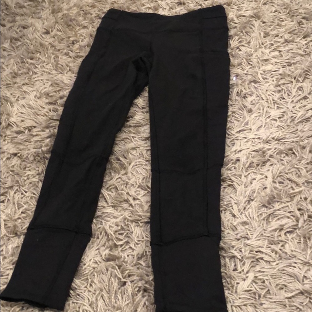 I am selling black Ivivva leggings.